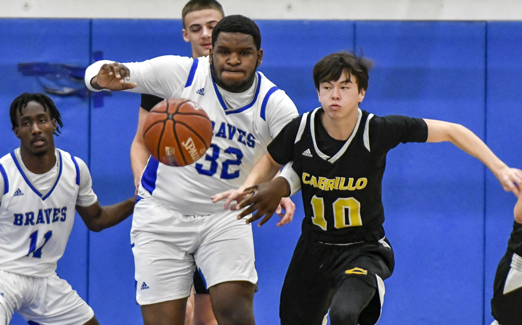 043021 Cabrillo Lompoc boys 03.JPG